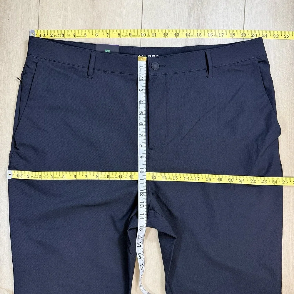 Banana Republic Men's Flat Front Pants Black 40x32 Polyester Stretch Classic Fit
